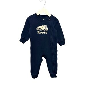 ⭐️ 5/$30 Roots Kids Sweat Zip Footies size 12-18 Months